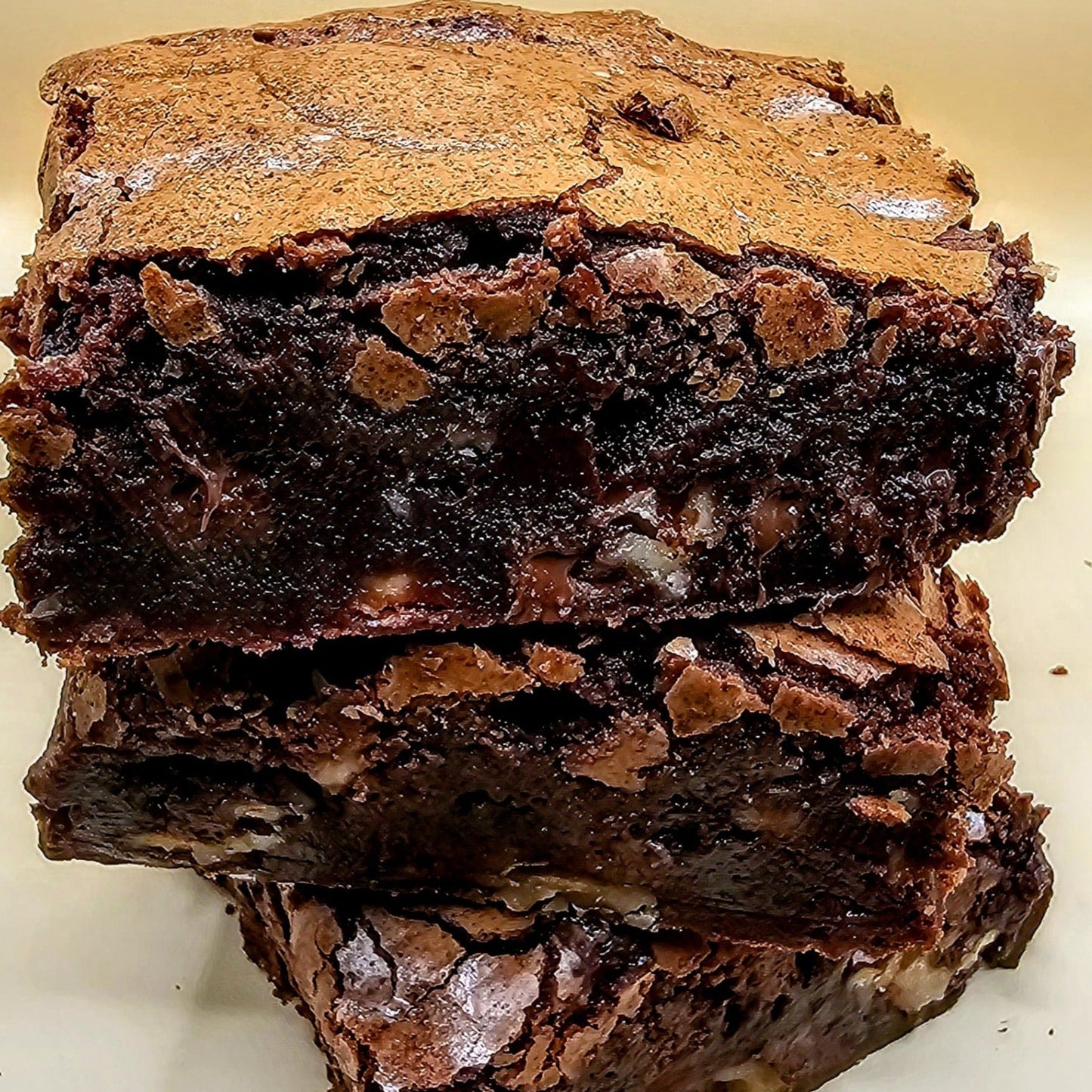 fudgy walnuts brownie 