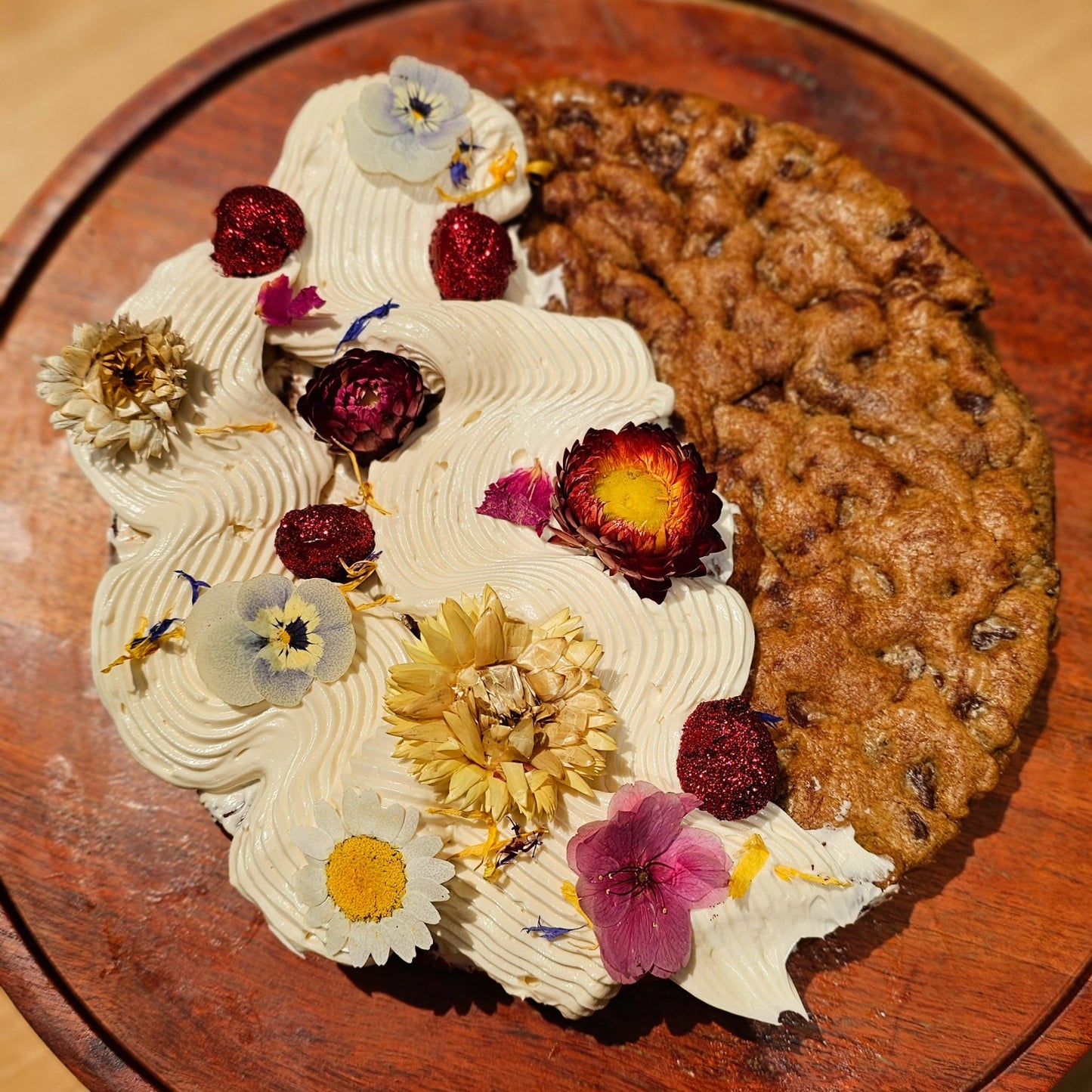 Mother’s Day Vintage Flower Cookie Cake